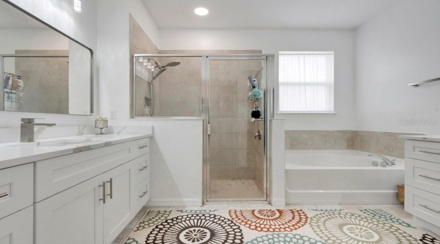Apopka, Florida 32712, 4 Bedroom Bedrooms, ,3 Bathroombathrooms,Residential,For Sale,Rock Creek,0,Mfro6426550