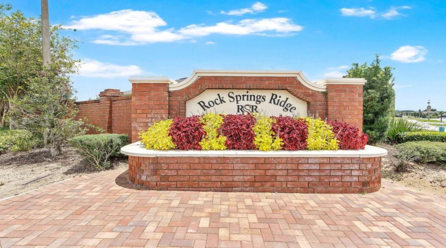 Apopka, Florida 32712, 4 Bedroom Bedrooms, ,3 Bathroombathrooms,Residential,For Sale,Rock Creek,0,Mfro6426550