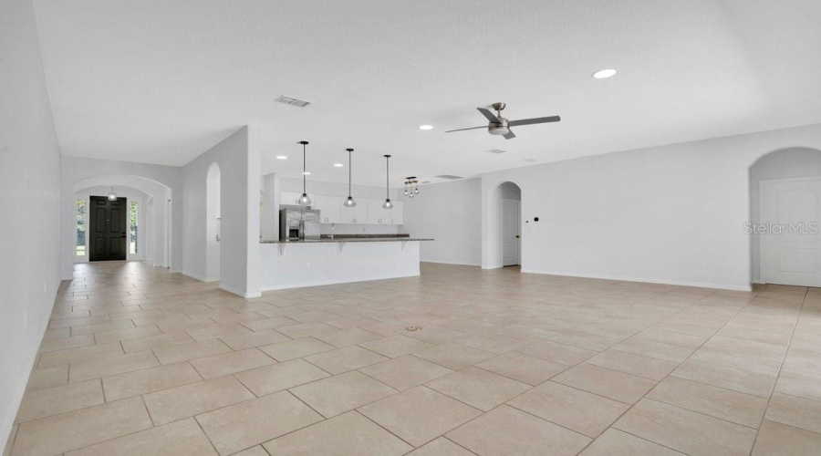 Apopka, Florida 32712, 4 Bedroom Bedrooms, ,3 Bathroombathrooms,Residential,For Sale,Rock Creek,0,Mfro6426550