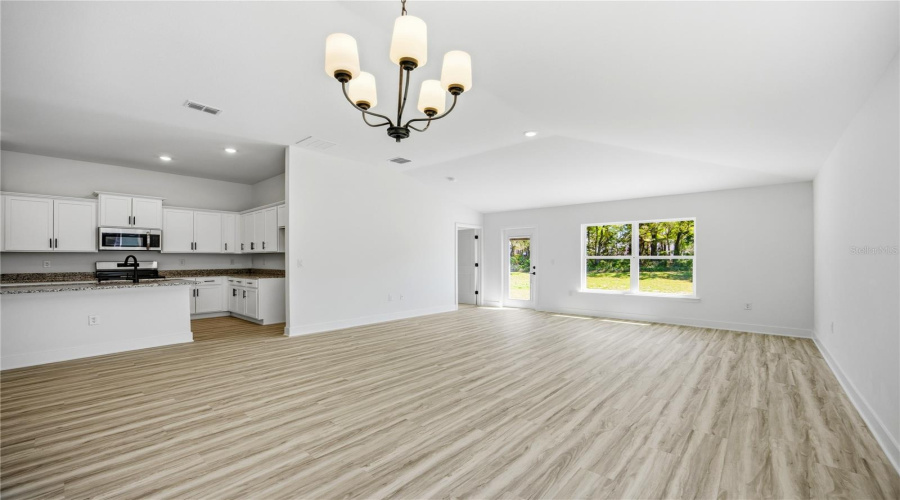 Alachua, Florida 32615, 4 Bedroom Bedrooms, ,2 Bathroombathrooms,Residential,For Sale,178Th Ter,0,Mfrgc541362