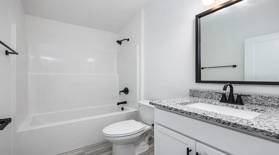 Alachua, Florida 32615, 4 Bedroom Bedrooms, ,2 Bathroombathrooms,Residential,For Sale,178Th,0,Mfrgc541921