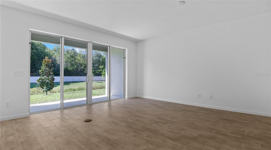 Ocala, Florida 34474, 4 Bedroom Bedrooms, ,3 Bathroombathrooms,Residential,For Sale,64Th,0,Mfrs5127299