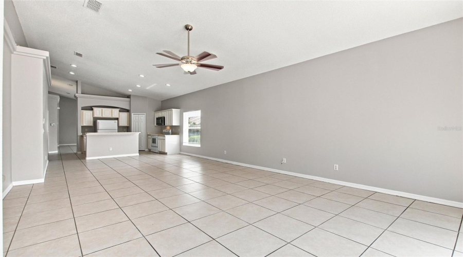 Clermont, Florida 34714, 4 Bedroom Bedrooms, ,3 Bathroombathrooms,Residential,For Sale,Palm Spring,0,Mfro6433273