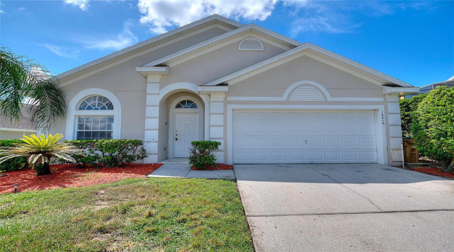 Clermont, Florida 34714, 4 Bedroom Bedrooms, ,3 Bathroombathrooms,Residential,For Sale,Palm Spring,0,Mfro6433273