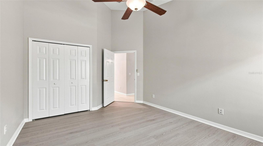 Clermont, Florida 34714, 4 Bedroom Bedrooms, ,3 Bathroombathrooms,Residential,For Sale,Palm Spring,0,Mfro6433273