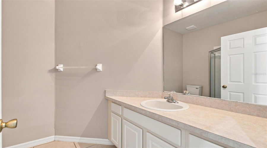 Clermont, Florida 34714, 4 Bedroom Bedrooms, ,3 Bathroombathrooms,Residential,For Sale,Palm Spring,0,Mfro6433273