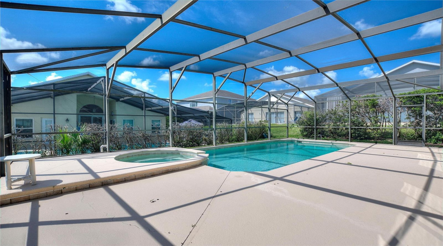 Clermont, Florida 34714, 4 Bedroom Bedrooms, ,3 Bathroombathrooms,Residential,For Sale,Palm Spring,0,Mfro6433273