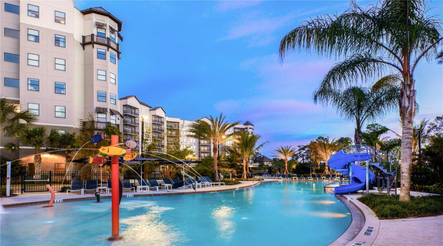Hotel Pools
