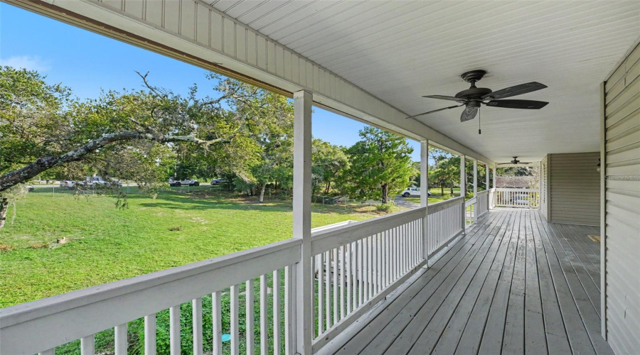 Titusville, Florida 32780, 4 Bedroom Bedrooms, ,4 Bathroombathrooms,Residential,For Sale,Barna,0,Mfro6429778