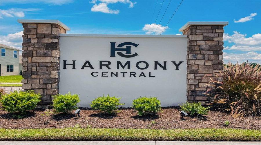 St Cloud, Florida 34773, 3 Bedroom Bedrooms, ,2 Bathroombathrooms,Residential,For Sale,Briarlynne,0,Mfro6388803