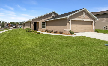 St Cloud, Florida 34773, 3 Bedroom Bedrooms, ,2 Bathroombathrooms,Residential,For Sale,Briarlynne,0,Mfro6388803