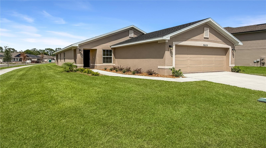 St Cloud, Florida 34773, 3 Bedroom Bedrooms, ,2 Bathroombathrooms,Residential,For Sale,Briarlynne,0,Mfro6388803
