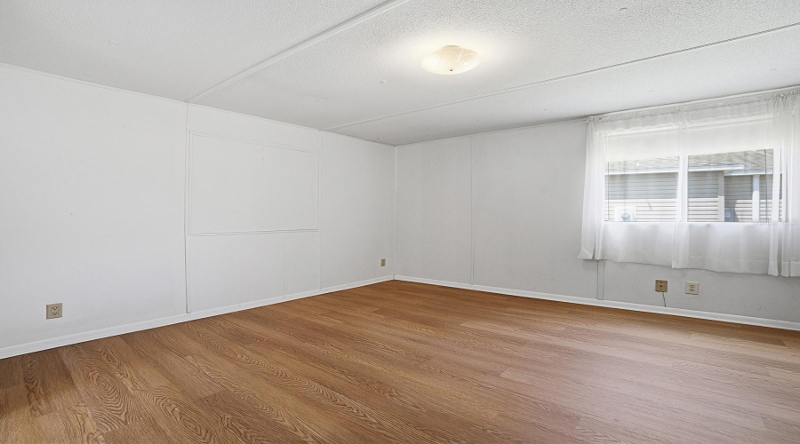 The Villages, Florida 32159, 2 Bedroom Bedrooms, ,2 Bathroombathrooms,Residential,For Sale,Sharon,0,Mfrg5114417