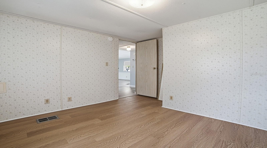 The Villages, Florida 32159, 2 Bedroom Bedrooms, ,2 Bathroombathrooms,Residential,For Sale,Sharon,0,Mfrg5114417
