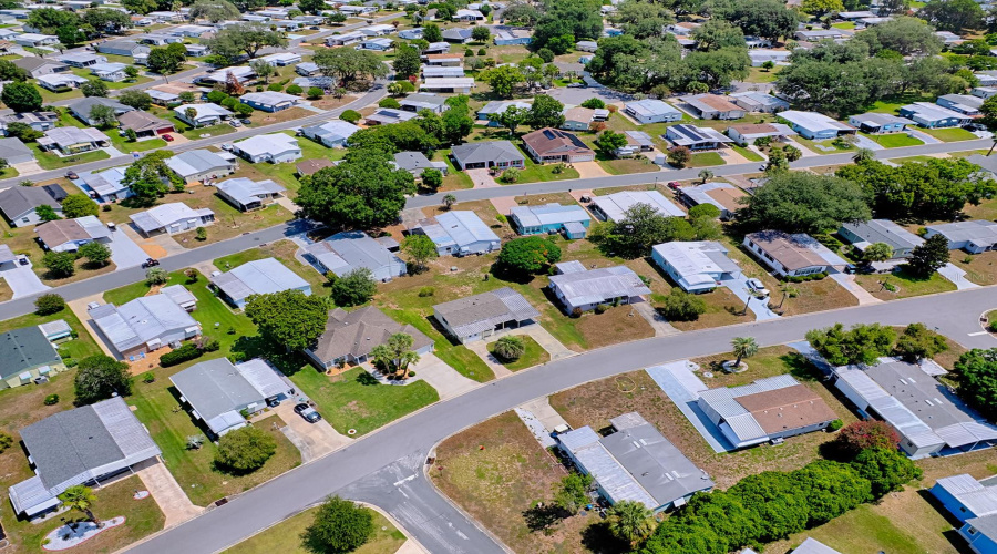 The Villages, Florida 32159, 2 Bedroom Bedrooms, ,2 Bathroombathrooms,Residential,For Sale,Sharon,0,Mfrg5114417