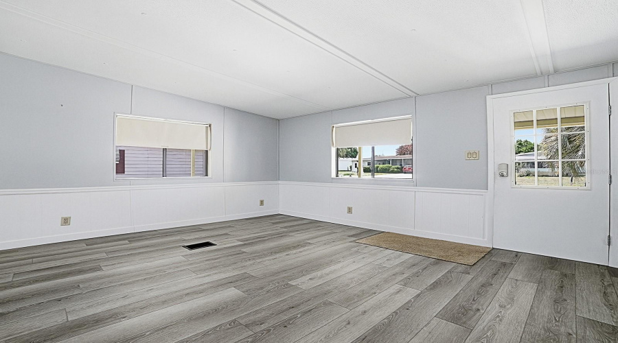 The Villages, Florida 32159, 2 Bedroom Bedrooms, ,2 Bathroombathrooms,Residential,For Sale,Sharon,0,Mfrg5114417