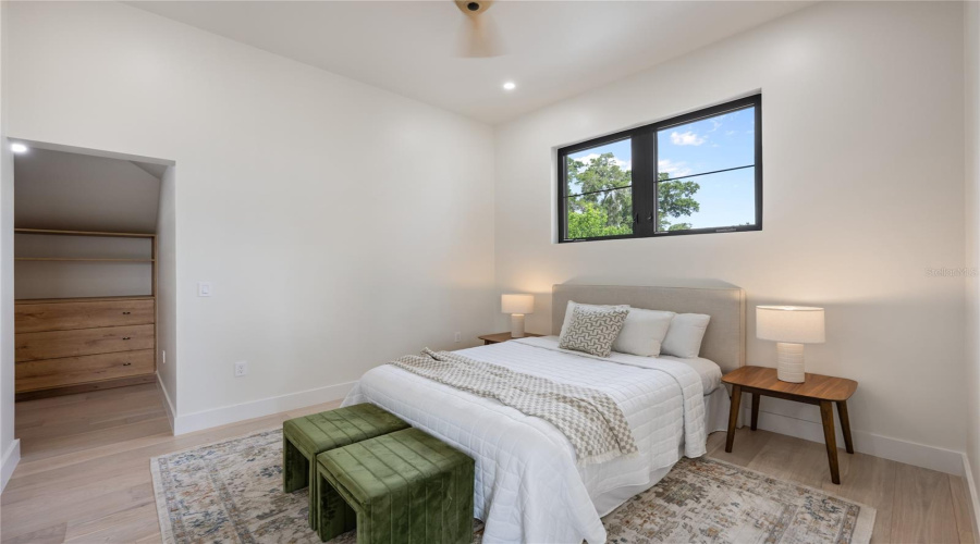 Winter Park, Florida 32792, 4 Bedroom Bedrooms, ,3 Bathroombathrooms,Residential,For Sale,Lakemont,0,Mfro6428654