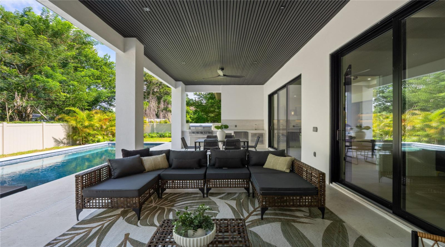 Winter Park, Florida 32792, 4 Bedroom Bedrooms, ,3 Bathroombathrooms,Residential,For Sale,Lakemont,0,Mfro6428654