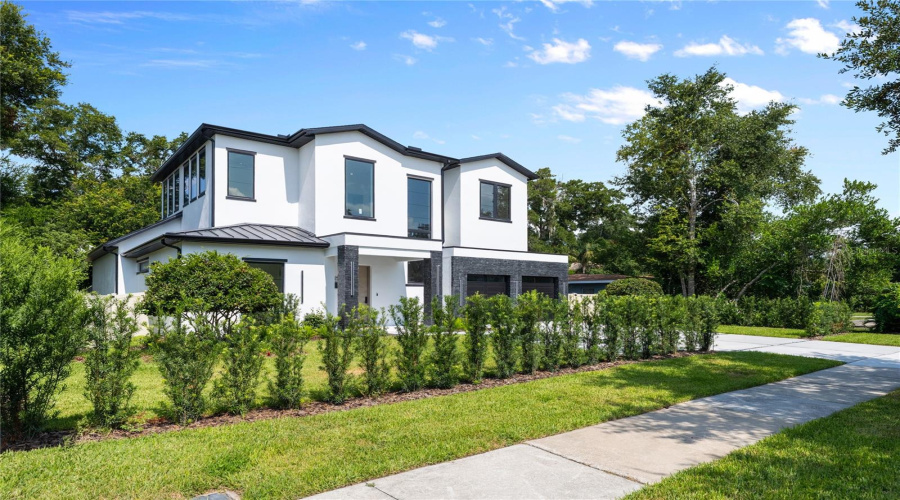 Winter Park, Florida 32792, 4 Bedroom Bedrooms, ,3 Bathroombathrooms,Residential,For Sale,Lakemont,0,Mfro6428654