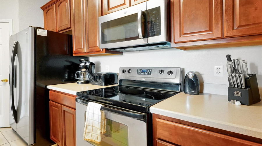Orlando, Florida 32819, 2 Bedroom Bedrooms, ,2 Bathroombathrooms,Residential,For Sale,Breakview,0,Mfro6436273