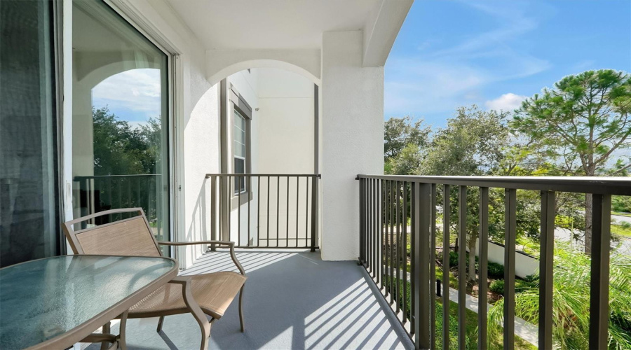 Orlando, Florida 32819, 2 Bedroom Bedrooms, ,2 Bathroombathrooms,Residential,For Sale,Breakview,0,Mfro6436273