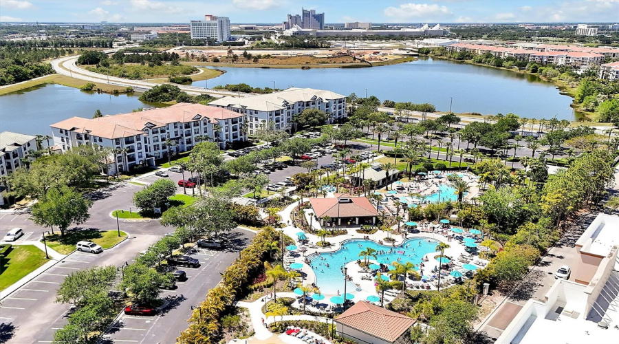 Orlando, Florida 32819, 2 Bedroom Bedrooms, ,2 Bathroombathrooms,Residential,For Sale,Breakview,0,Mfro6436273
