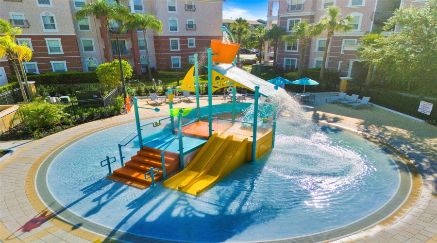 Orlando, Florida 32819, 2 Bedroom Bedrooms, ,2 Bathroombathrooms,Residential,For Sale,Breakview,0,Mfro6436273