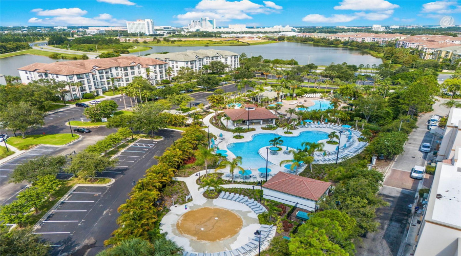 Orlando, Florida 32819, 2 Bedroom Bedrooms, ,2 Bathroombathrooms,Residential,For Sale,Breakview,0,Mfro6436273