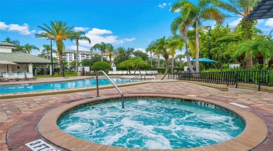 Orlando, Florida 32819, 2 Bedroom Bedrooms, ,2 Bathroombathrooms,Residential,For Sale,Breakview,0,Mfro6436273