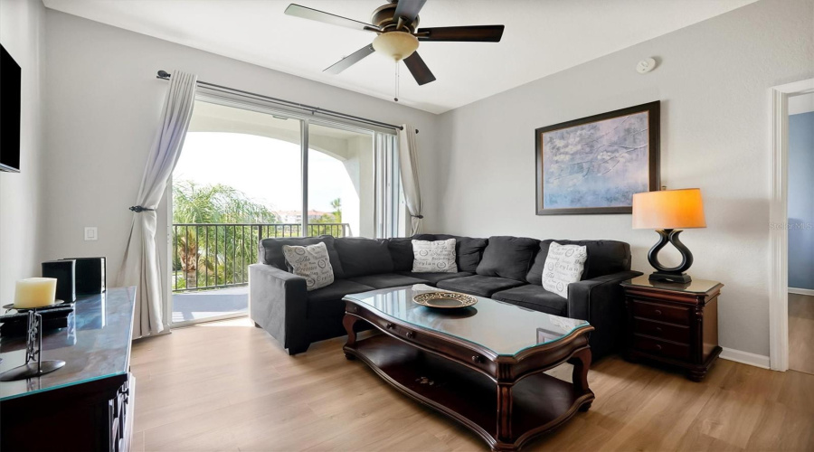 Orlando, Florida 32819, 2 Bedroom Bedrooms, ,2 Bathroombathrooms,Residential,For Sale,Breakview,0,Mfro6436273