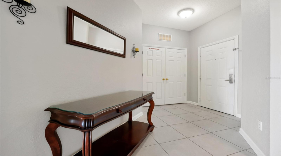 Orlando, Florida 32819, 2 Bedroom Bedrooms, ,2 Bathroombathrooms,Residential,For Sale,Breakview,0,Mfro6436273