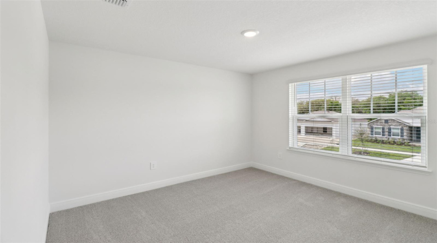 Lady Lake, Florida 32159, 4 Bedroom Bedrooms, ,3 Bathroombathrooms,Residential,For Sale,Sunshower,0,Mfro6372014