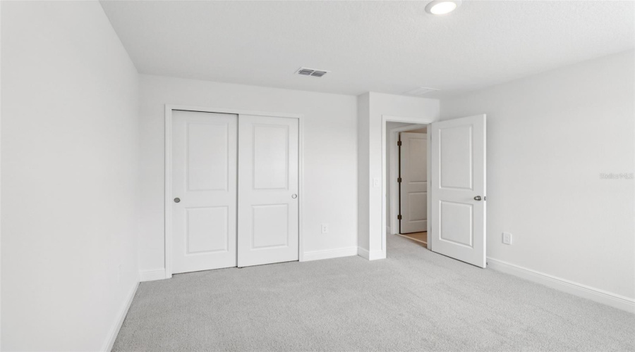 Lady Lake, Florida 32159, 4 Bedroom Bedrooms, ,3 Bathroombathrooms,Residential,For Sale,Sunshower,0,Mfro6372014