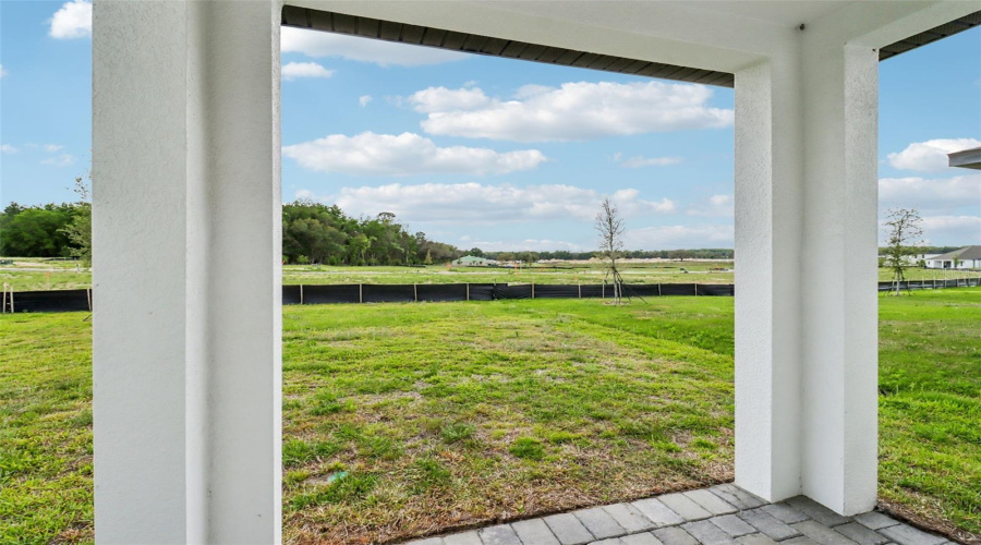 Lady Lake, Florida 32159, 4 Bedroom Bedrooms, ,3 Bathroombathrooms,Residential,For Sale,Sunshower,0,Mfro6372014