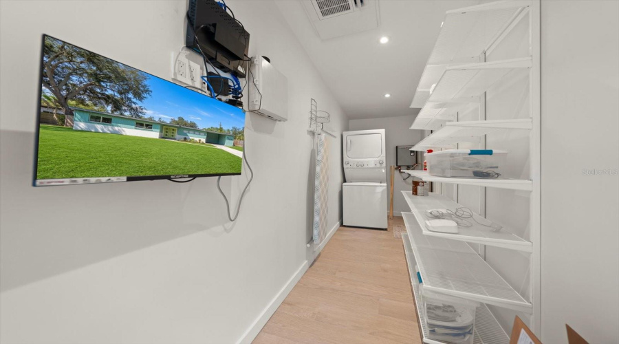 Temple Terrace, Florida 33617, 3 Bedroom Bedrooms, ,2 Bathroombathrooms,Residential,For Sale,Broxburn,0,Mfrtb8542659