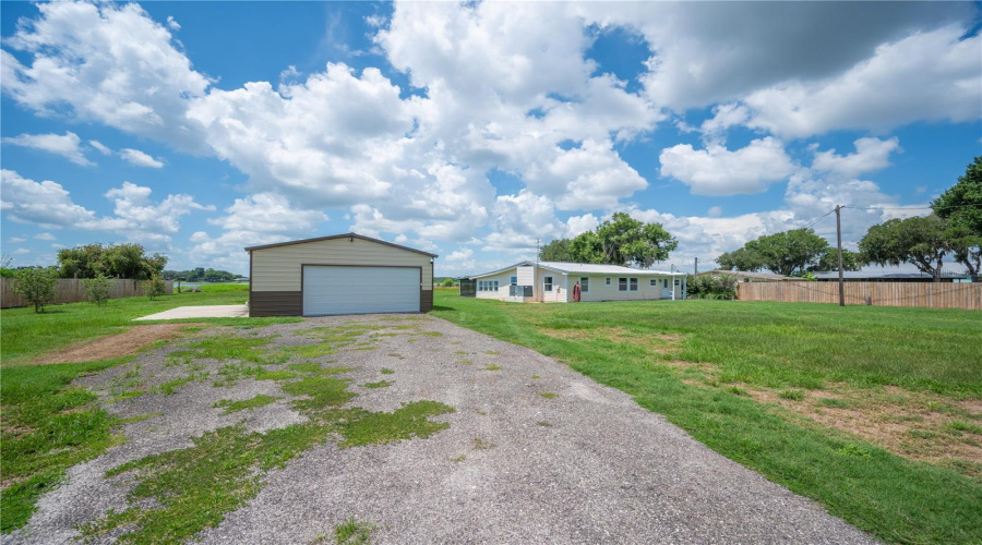 Fort Meade, Florida 33841, 3 Bedroom Bedrooms, ,2 Bathroombathrooms,Residential,For Sale,Cooper,0,Mfrl4963367