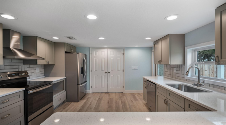 Fort Meade, Florida 33841, 3 Bedroom Bedrooms, ,2 Bathroombathrooms,Residential,For Sale,Cooper,0,Mfrl4963367