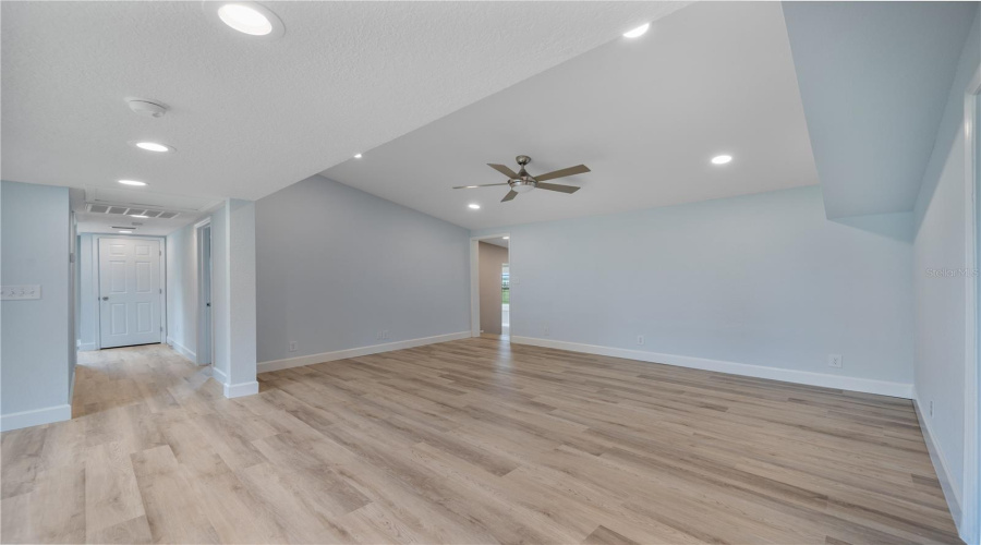 Fort Meade, Florida 33841, 3 Bedroom Bedrooms, ,2 Bathroombathrooms,Residential,For Sale,Cooper,0,Mfrl4963367