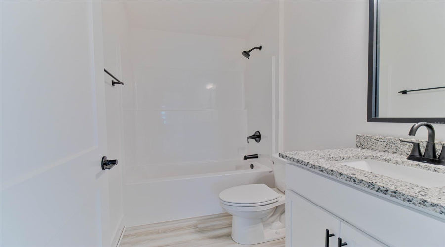 Alachua, Florida 32615, 4 Bedroom Bedrooms, ,2 Bathroombathrooms,Residential,For Sale,176Th,0,Mfrgc538713