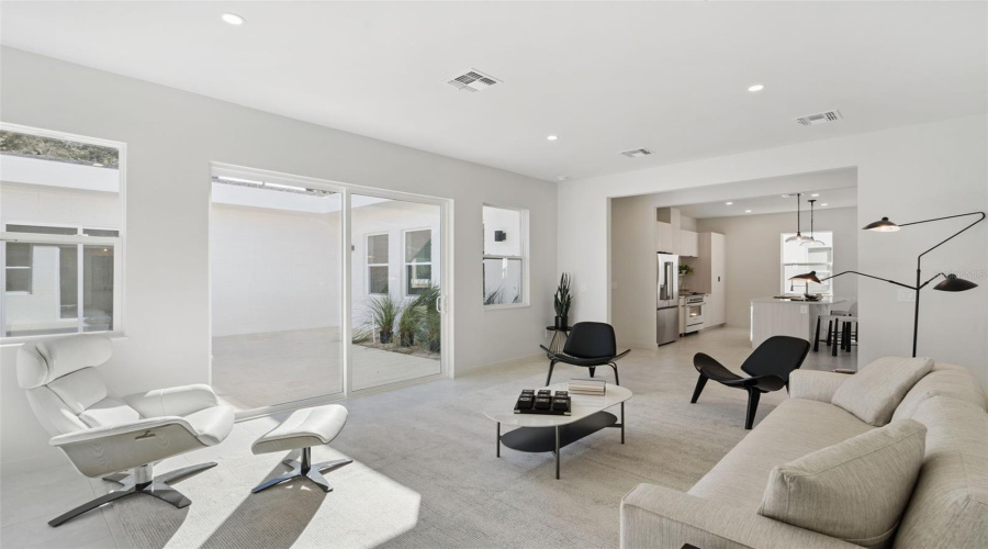 Lady Lake, Florida 32159, 4 Bedroom Bedrooms, ,2 Bathroombathrooms,Residential,For Sale,Skyfield,0,Mfrg5105094