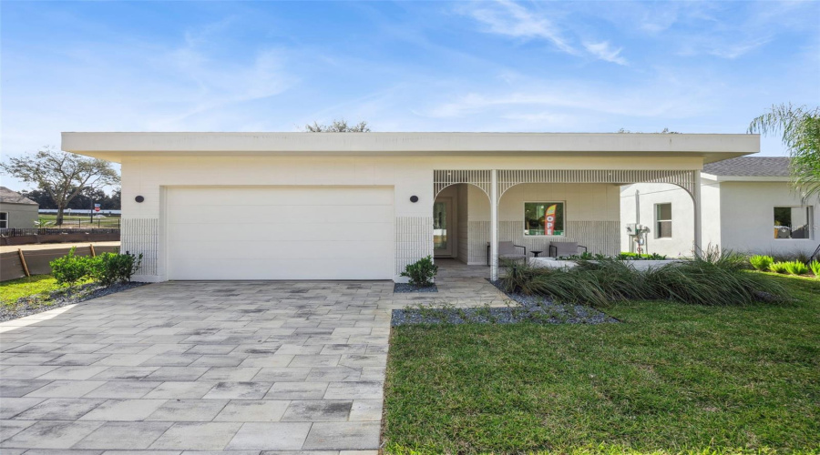 Lady Lake, Florida 32159, 4 Bedroom Bedrooms, ,2 Bathroombathrooms,Residential,For Sale,Skyfield,0,Mfrg5105094