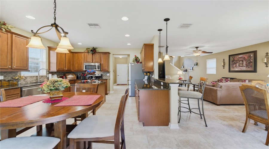 Kitchen/Living Room Combo View