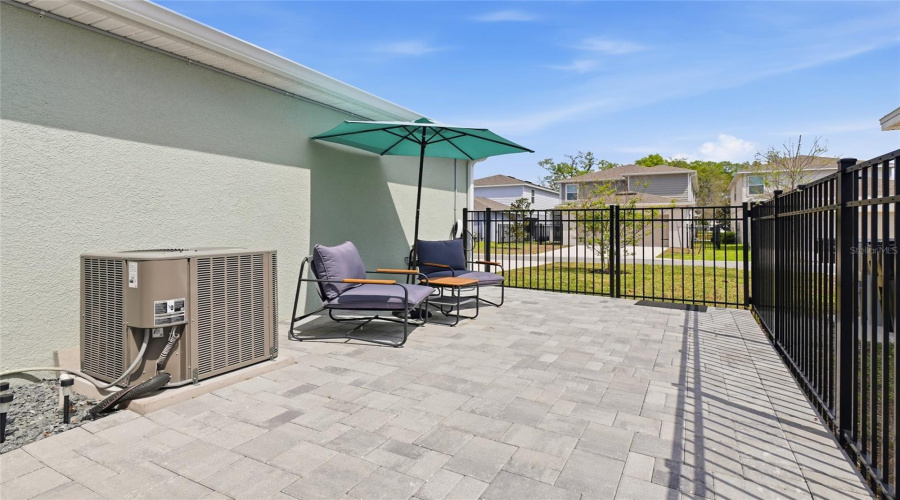 Apopka, Florida 32712, 3 Bedroom Bedrooms, ,2 Bathroombathrooms,Residential,For Sale,Feather Tree,0,Mfrg5110794