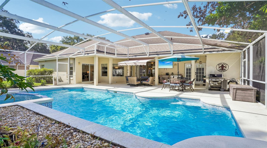 Eustis, Florida 32736, 3 Bedroom Bedrooms, ,2 Bathroombathrooms,Residential,For Sale,Park Place,0,Mfrg5114723