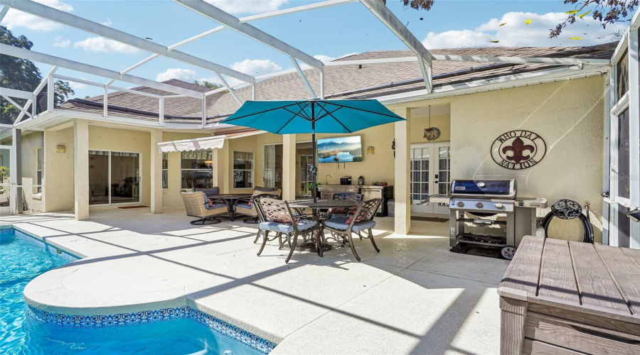 Eustis, Florida 32736, 3 Bedroom Bedrooms, ,2 Bathroombathrooms,Residential,For Sale,Park Place,0,Mfrg5114723