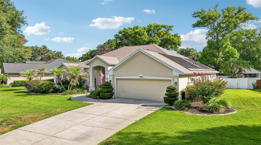 Eustis, Florida 32736, 3 Bedroom Bedrooms, ,2 Bathroombathrooms,Residential,For Sale,Park Place,0,Mfrg5114723