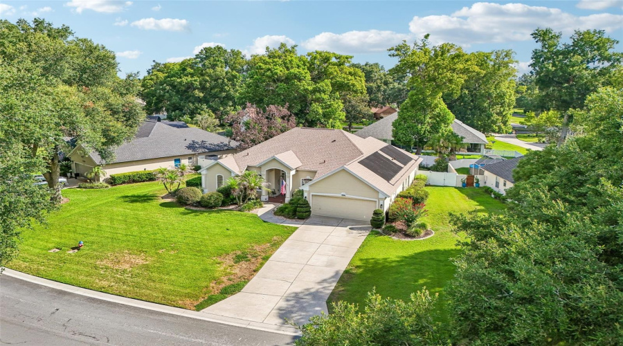 Eustis, Florida 32736, 3 Bedroom Bedrooms, ,2 Bathroombathrooms,Residential,For Sale,Park Place,0,Mfrg5114723