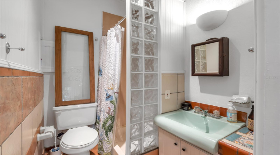 Casita Bath