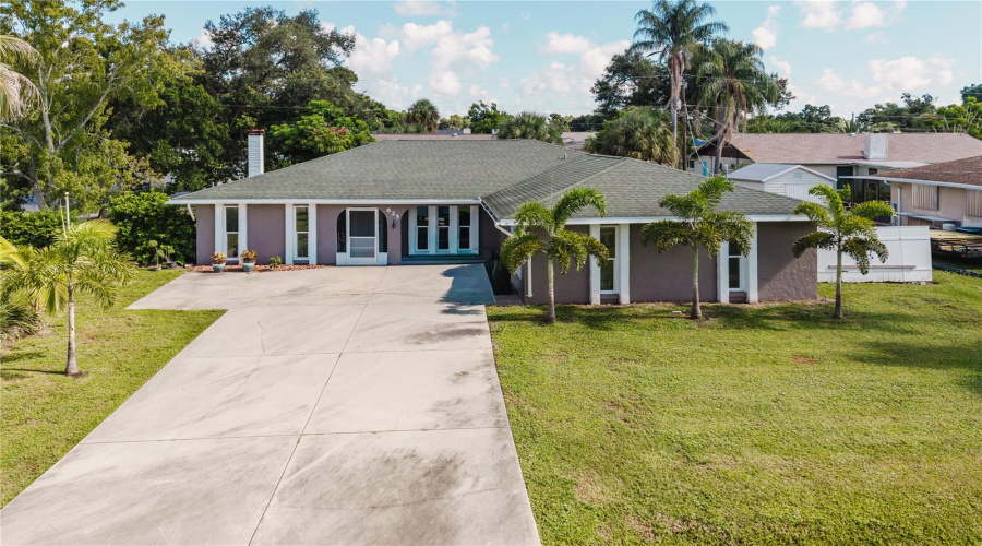 Venice, Florida 34293, 3 Bedroom Bedrooms, ,2 Bathroombathrooms,Residential,For Sale,Baffin,0,Mfrc7529898
