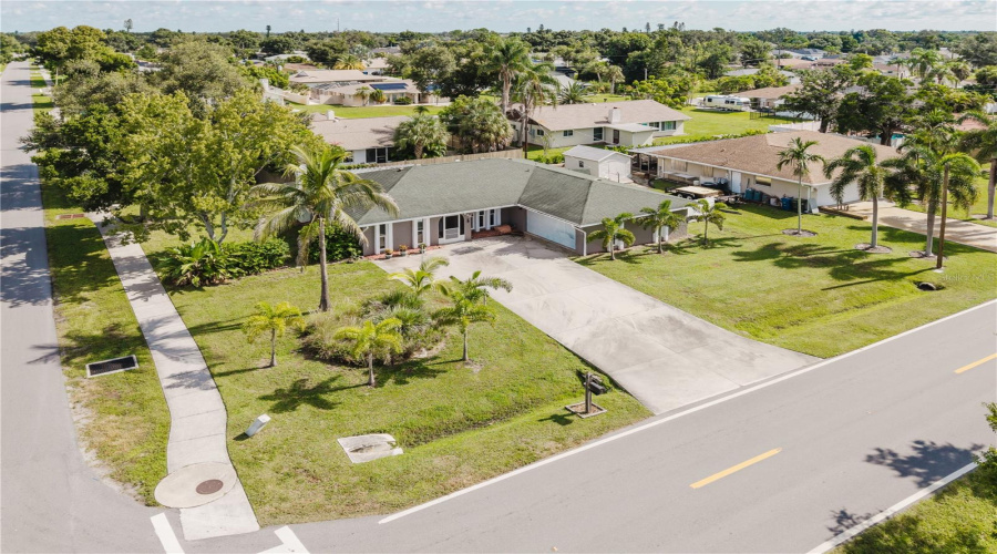 Venice, Florida 34293, 3 Bedroom Bedrooms, ,2 Bathroombathrooms,Residential,For Sale,Baffin,0,Mfrc7529898